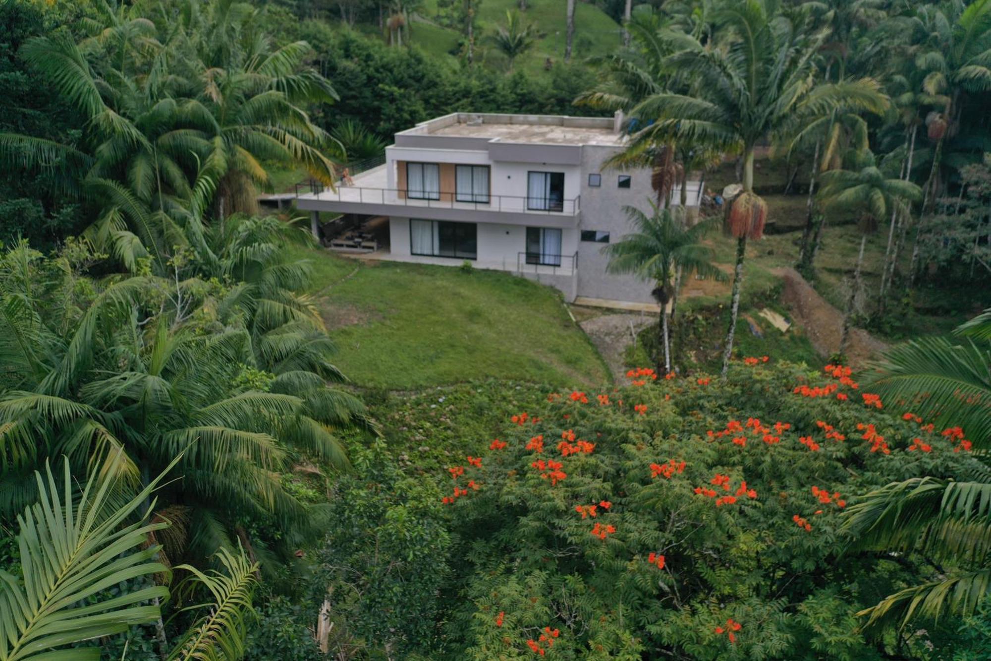 Casa Dos Canarios - Teresopolis-rj *